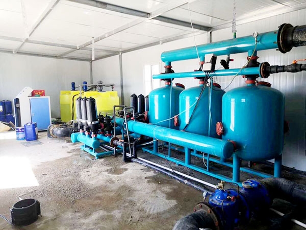 全自動(dòng)施肥+過(guò)濾系統(tǒng)